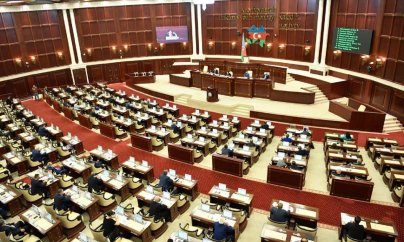 Babək Səmidlinin səs yazısı Parlamentdə: deputatlar arasında fikir ayrılığı