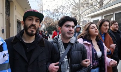 Məhkəmənin önündə aksiya: 