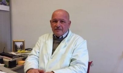 Yeniyetmənin ruhi xəstə olmadığını deyən baş həkim işdən çıxarılıb