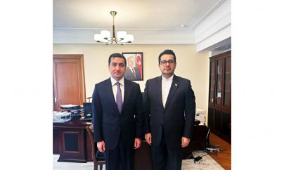 Hikmət Hacıyev İran səfiri ilə görüşüb