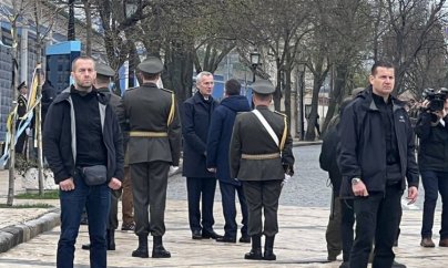 NATO-nun baş katibi Kiyevdə