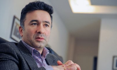 Əməkdar artist Bakı meriyasını məhkəməyə verdi