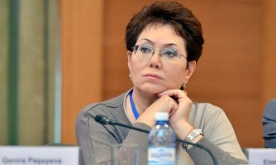 Elmira Axundovaya “Vətənə xidmətə görə” ordeni verildi