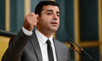 Demirtaş aktiv siyasətdən müvəqqəti getdi