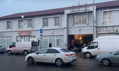 “Keşlə bazarı”nın söküntüsü dayandırılıb