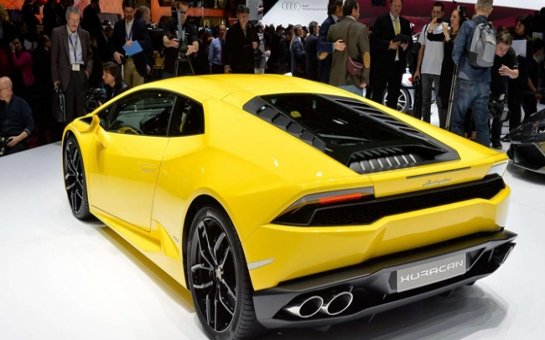 Bakıya yarım milyonluq avtomobilləri kim gətirir?   - FOTO