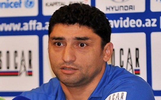 Millinin məşqçisi biabırçı məğlubiyyətdən danışdı  