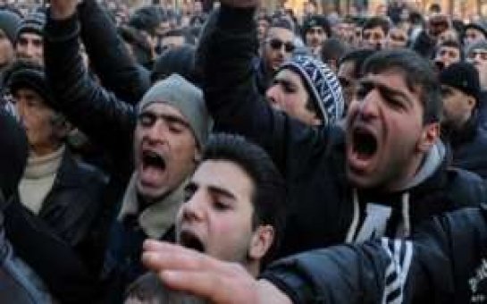 Ermənistanda kütləvi həbslər başlandı  