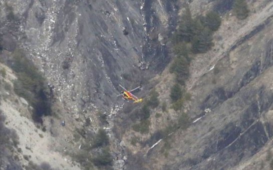 Qəzaya düşən təyyarənin ilk görüntüləri   - FOTO/VİDEO