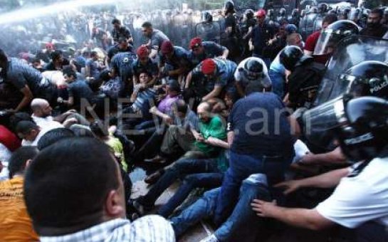 Ermənistandakı qarşıdurmada 18 nəfər yaralanıb –  FOTOLAR