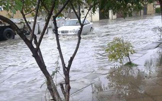 İstanbulu su basdı