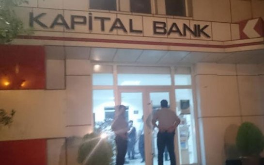 “Kapital Bank”a silahlı basqın  - Yaralı var+FOTOLAR