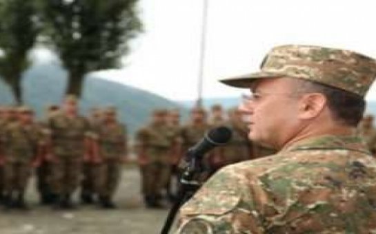 Ermənistan müdafiə naziri Azərbaycanla sərhədə gəldi