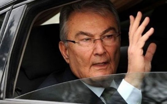 Baykalla həyat yoldaşı çimərlikdə 