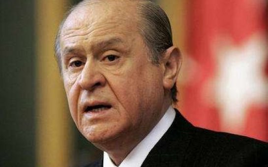 Dövlət Bahçeli istefa verdi