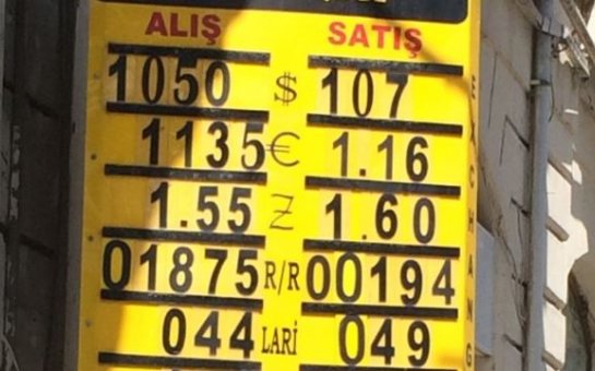 Dekabrda növbəti devalvasiya gözlənilir: dollar 1 manat 50 qəpik olacaq