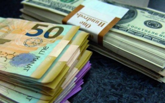 Bakıda dollar ucuzlaşıb