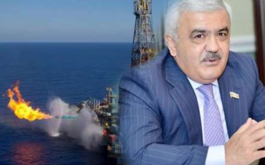 Azərbaycan neft hasilatını dondurur