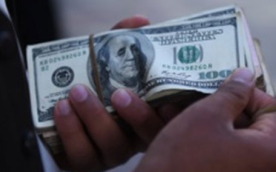 Artan dollar alışının səbəbləri