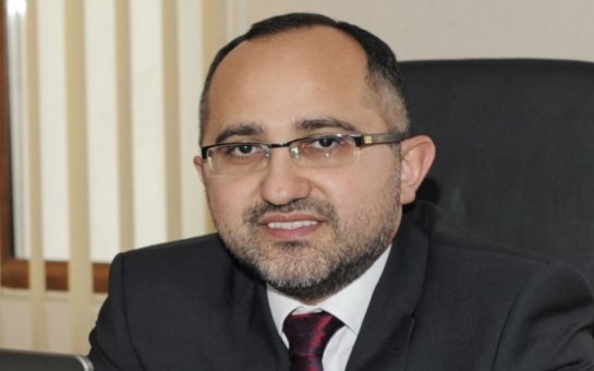 Normal çalışan tək institut korrupsiyadır