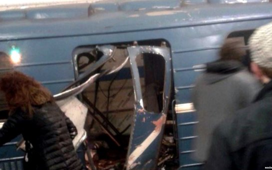 Sankt-Peterburq metrosundakı partlayış: azı 10 nəfər öldü