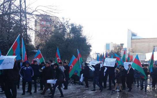 Meriya Müsavatın piketinə icazə vermədi