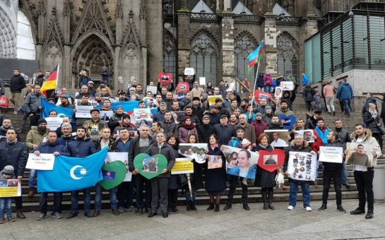 Müsavatçılar Avropada aksiya keçirdilər