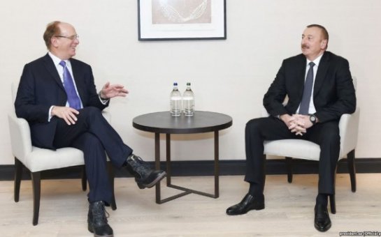 İlham Əliyev Davosda görüşlər keçirir