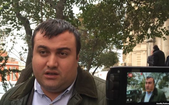 İcra başçısı vəkildən şikayət edib