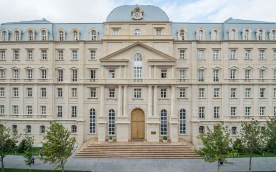 Nazirlik dövlət qurumlarında pozuntu tapıldığını deyir