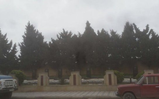 Keşləlilər Şəhidlər Xiyabanının ərazisində pivəxana açılmasına etiraz edir