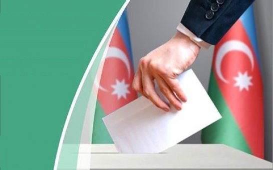 Bülletenlərin topa şəklində atılması qeydə alınıb - FOTO 