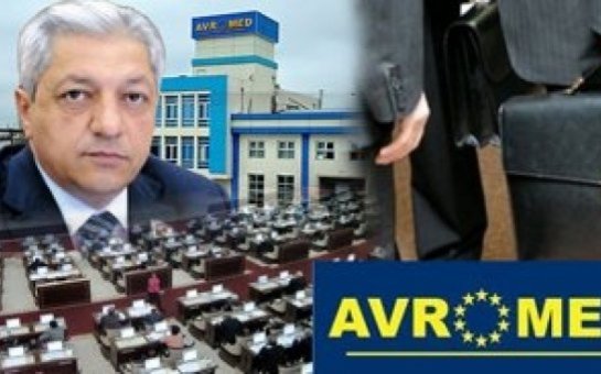“Avromed” 17 milyon ədəd tibbi maskanı kimə satıb?