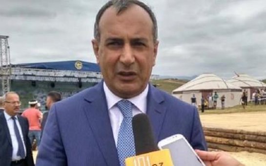 Azərbaycanda icra başçısı şöbə müdirini danladı: 