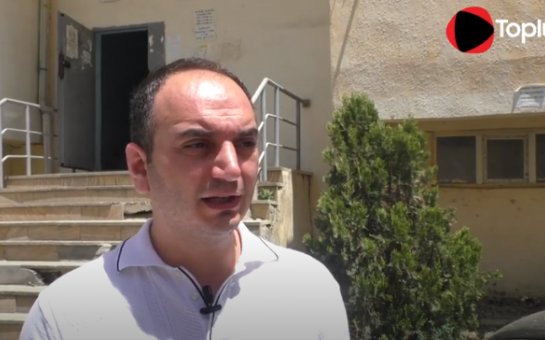 Evi əlindən alınan jurnalist: 