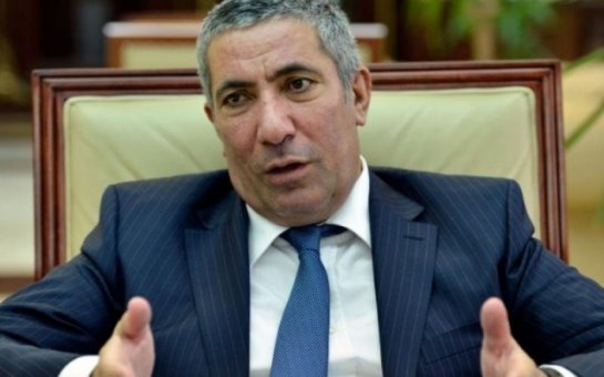 Siyavuş Novruzovun istefası qəbul edildi