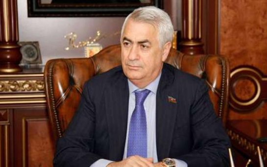 Cavid Qurbanov şəhərin düz mərkəzində ödənişli parkinq yaratdı - FOTO