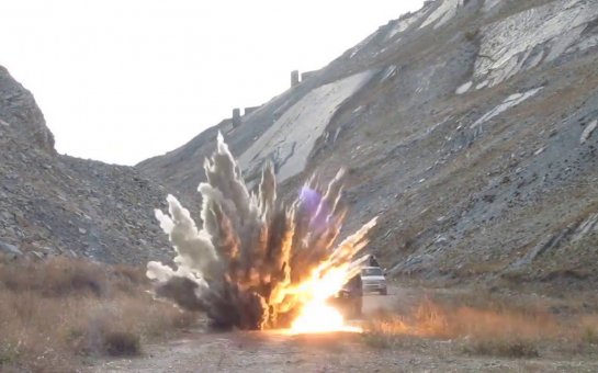 Ağdamda idarə rəisi minaya düşüb