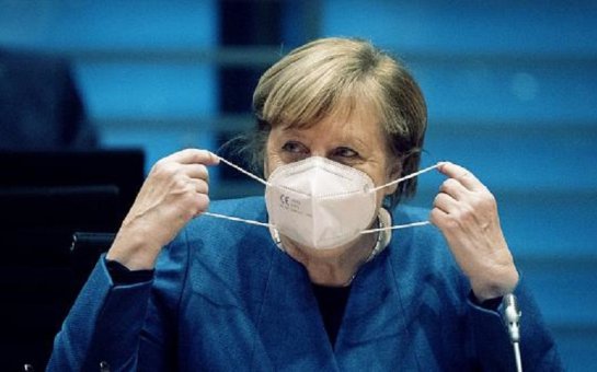 Merkel sərt karantin qərarına görə üzr istəyib