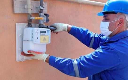 Mirvari Qəhrəmanlı: “Azəriqaz” müştərilərinə kələk gəlir