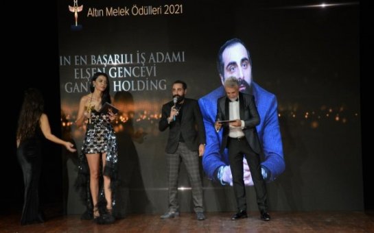 Elşən Gəncəvi Türkiyədə mükafatlandırıldı