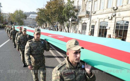 Bakıda zəfər yürüşü başa çatıb (Yenilənib)