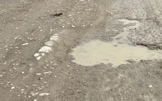 Yenikənd sakinləri yolun vəziyyətindən şikayətçidir