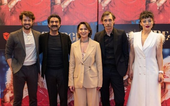 Türkiyə aktyorları Bakıda qala-gecəyə qatıldılar