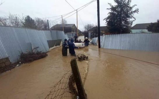 Cənubda daşqın: bir neçə kənddə sakinlər təxliyə olunub