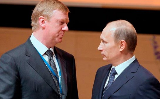 Kremldə qalmaqal: Çubays istefa verib İstanbula qaçdı