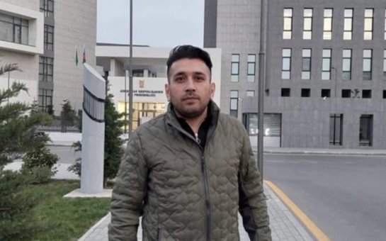 Almaniyadan qaytarılan ictimai fəal aclığa başlayıb