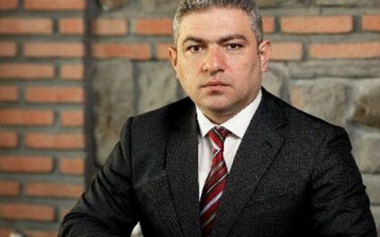 Vəkil polis bölməsində zorakılığa məruz qaldığını deyir