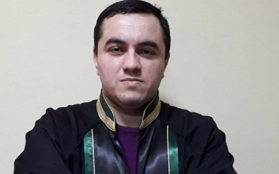 Vəkil Ağsu Rayon Polis Şöbəsində zorakılığa məruz qaldığını deyir