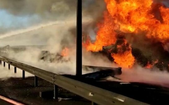 Bakıda “Kamaz”la yanacaqdaşıyan avtomobil toqquşub, bir nəfər ölüb